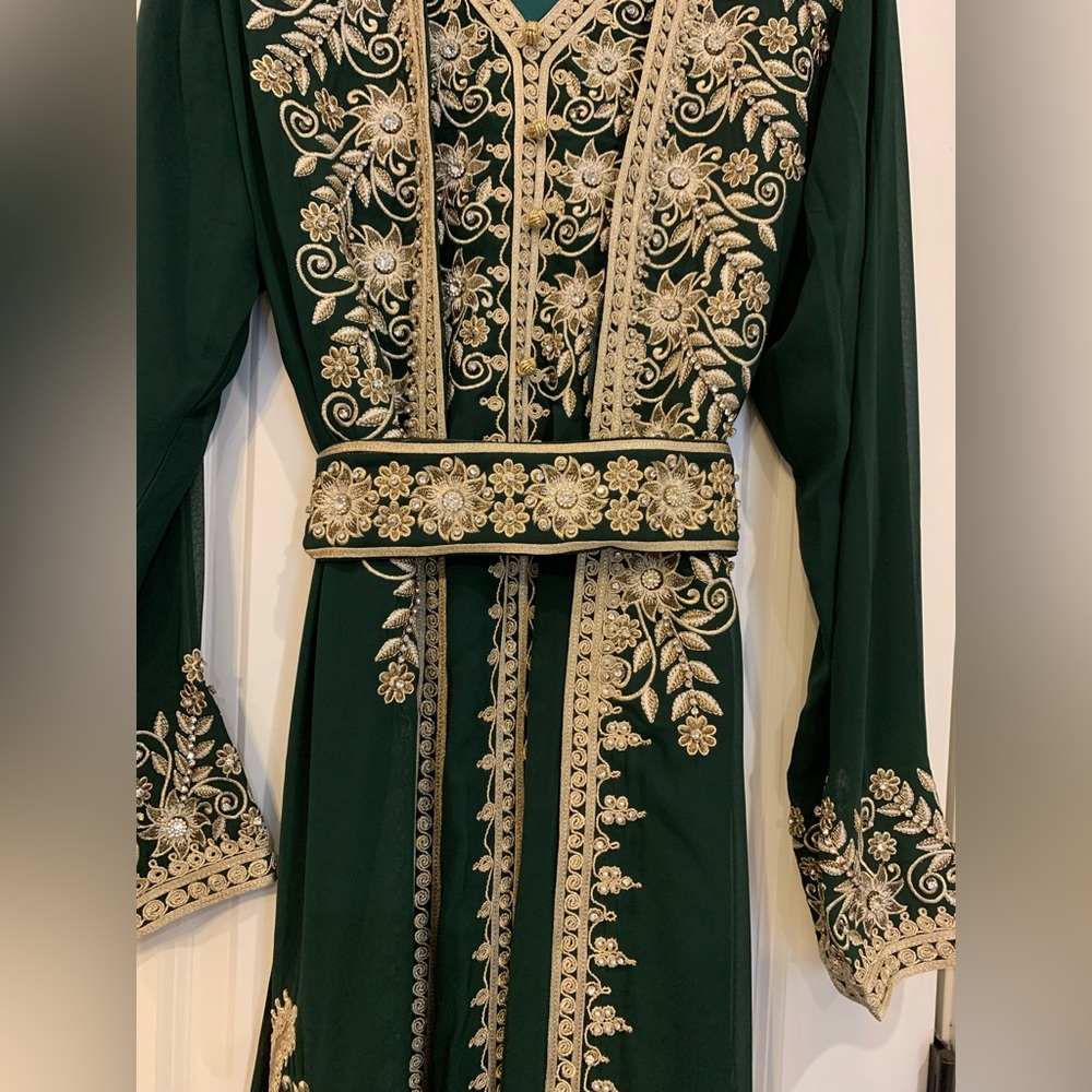 Elegant Green and Gold Embroidered Kaftan